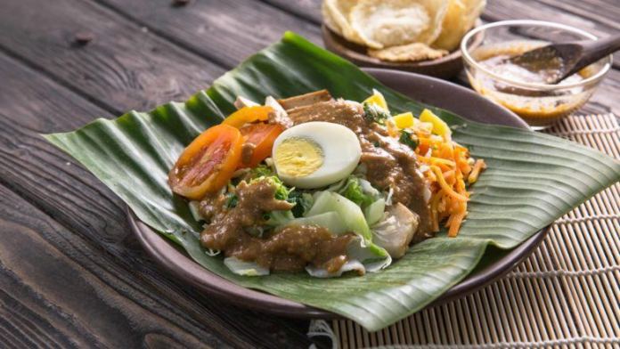 gado gado indonesian must try cuisine