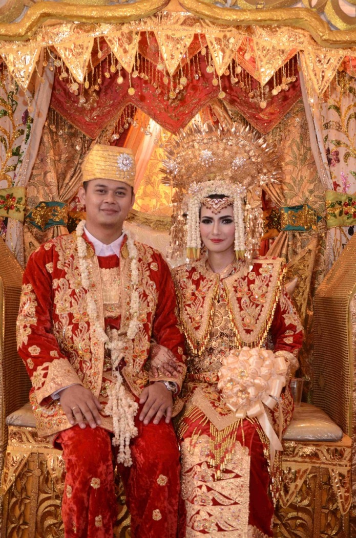 busana pengantin minang pakaian tradisional unik